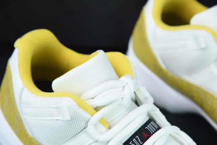 Air Jordan 11 Low 'Yellow Snakeskin 