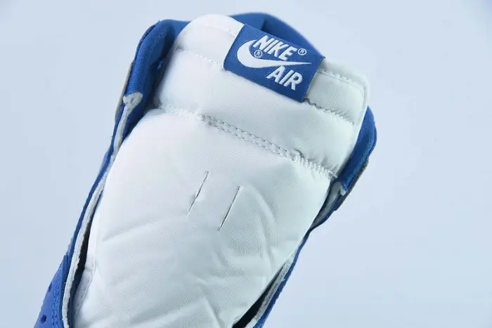 Air Jordan 1 Retro High OG GS 'True Blue' 