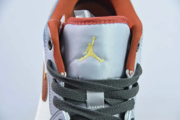 (WMNS) Air Jordan 1 Low 'Denim Phantom' 