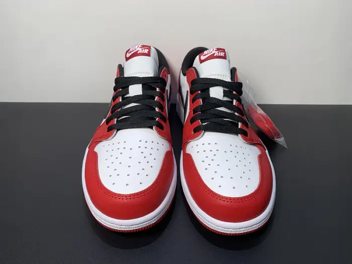 AIR JORDAN 1 RETRO LOW CHICAGO (2016) 