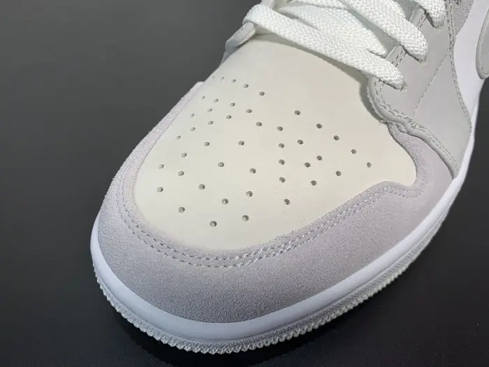 Air Jordan 1 Low "Paris" 