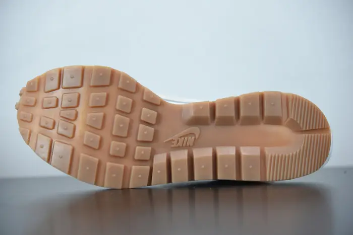sacai x Nike Vaporwaffle "Sail" 