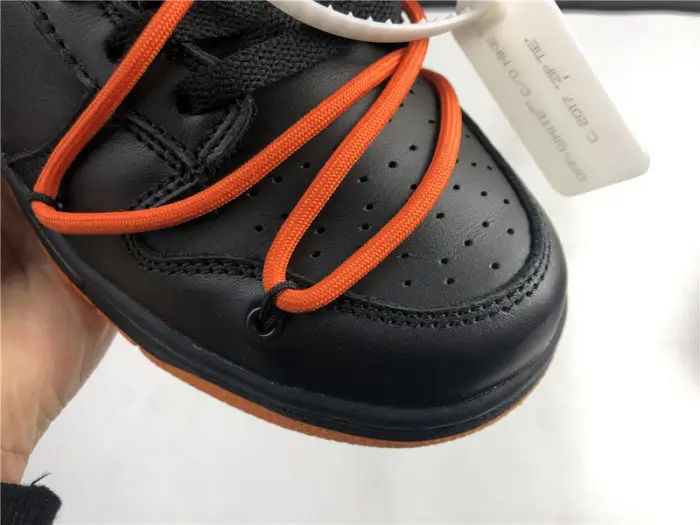 OFW x Nike Dunk 