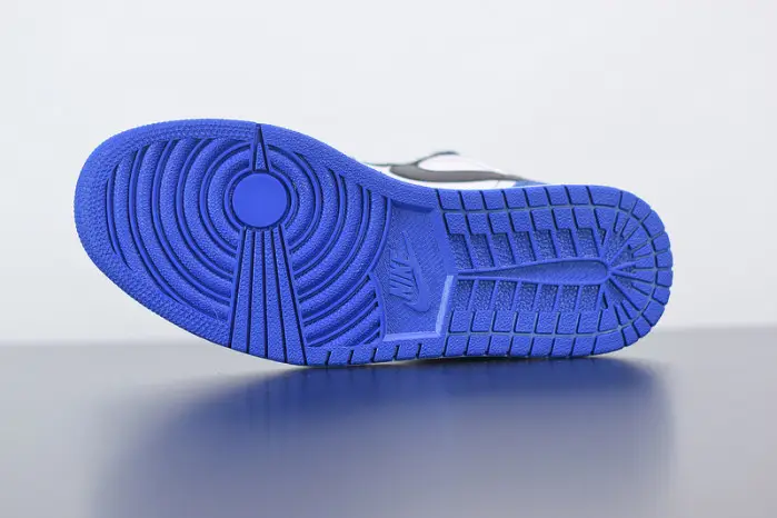 Air Jordan 1 Low Royal Toe 