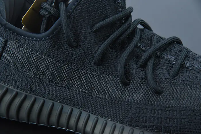 Adidas Yeezy Boost 350 V2 Onyx 