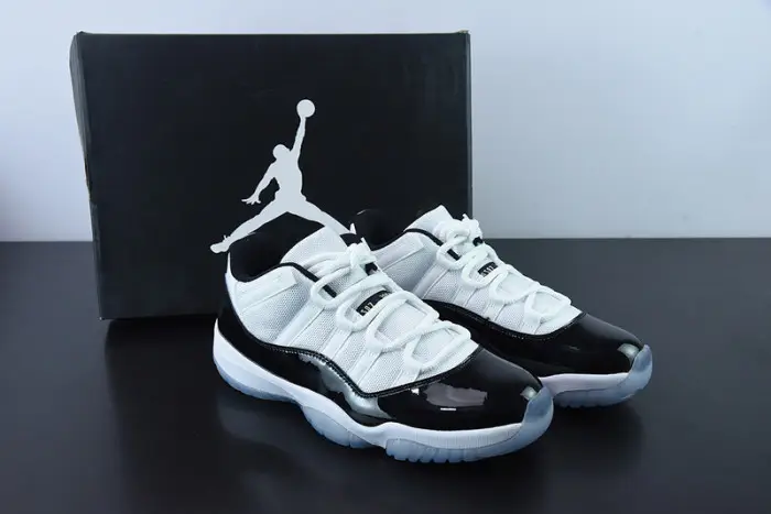Air Jordan 11 Low BG 'Concord' 