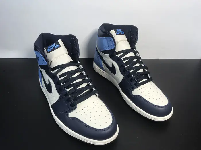 Air Jordan 1 Retro High OG 'Obsidian' 