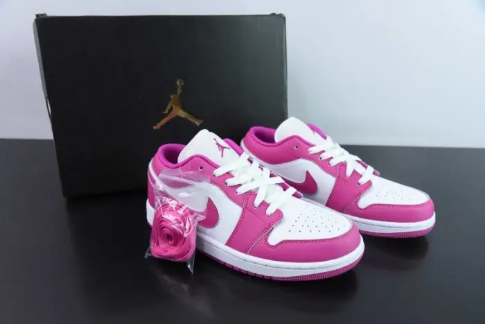 AIR JORDAN 1 LOW GS 'FIRE PINK' 