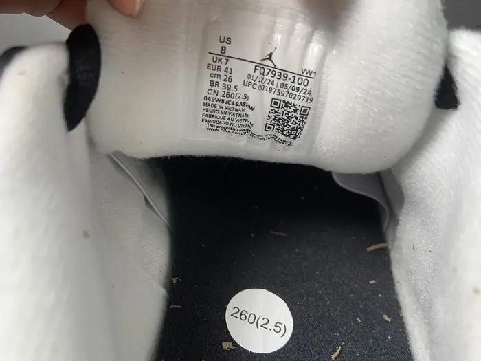 Air Jordan 4 RM 'Canyon Rust' - FQ7939 