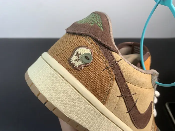 Zion Williamson x Air Jordan 1 Retro Low OG 'Voodoo' - DZ7292 