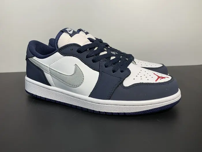 Air Jordan 1 Low SB 'Midnight Navy' - CJ7891 