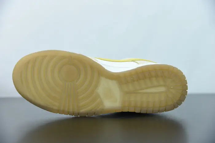 Nike Dunk Low Lemon Drop 