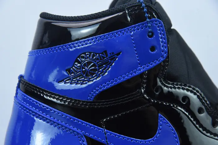 Air Jordan 1 Dark Marina Blue 