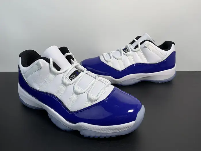 AIR JORDAN 11 RETRO LOW WHITE CONCORD 