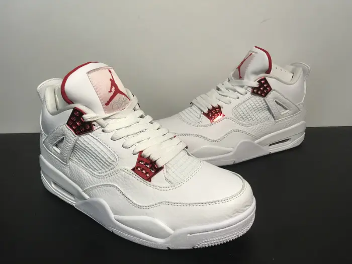Air Jordan 4 Retro 'Red Metallic' - CT8527 