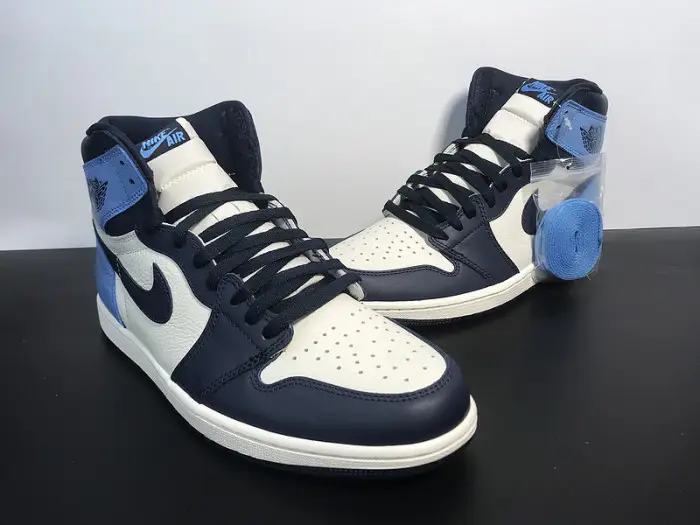 Air Jordan 1 Retro High OG 'Obsidian' 