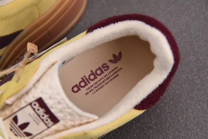 adidas Wmns  Originals Gazelle BOLD 