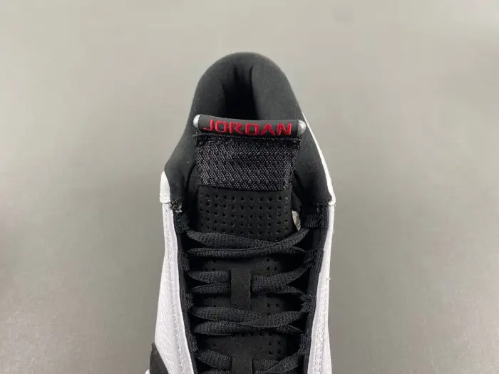 Air Jordan 14 Retro Black Toe 