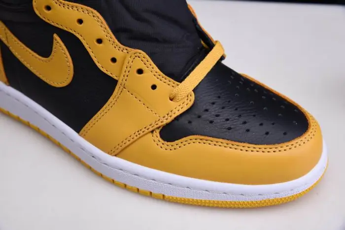 Air Jordan 1 High OG “Pollen 