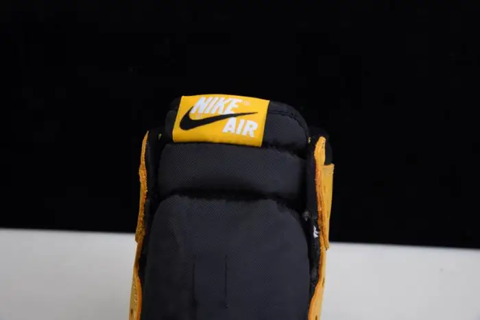 Air Jordan 1 High OG “Pollen 