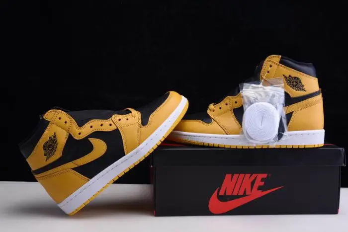 Air Jordan 1 High OG “Pollen 