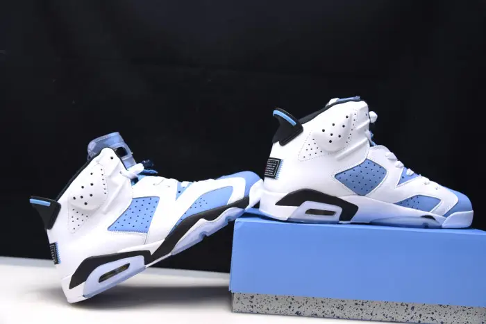 Air Jordan 6 “UNC” 