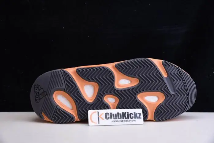 Adidas Yeezy Boost 700 