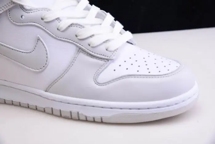 Nike Dunk  high “Vast Grey” 