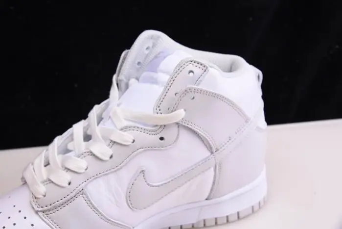 Nike Dunk  high “Vast Grey” 
