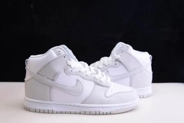 Nike Dunk  high “Vast Grey” 