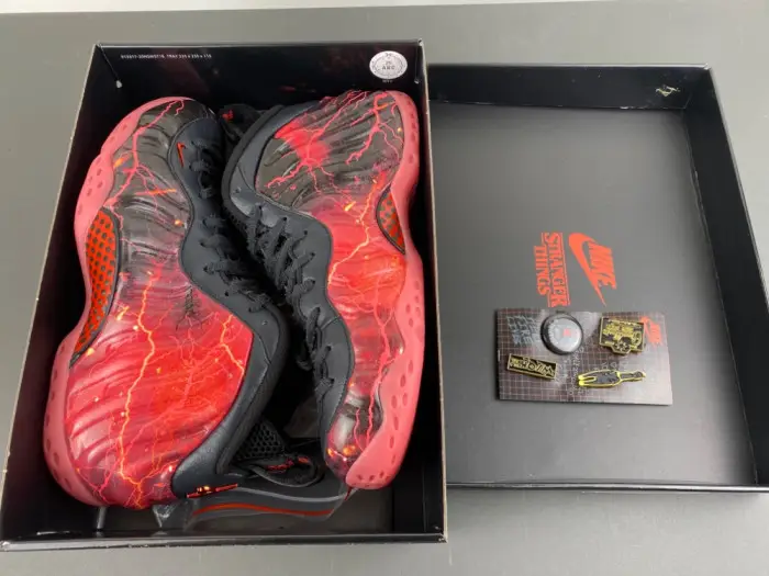 Nike Air Foamposite One Stranger Things 