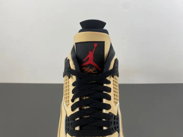 Air Jordan 4 Retro Pizza 