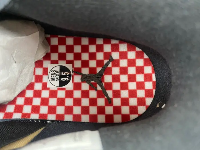 Air Jordan 4 Retro Pizza 