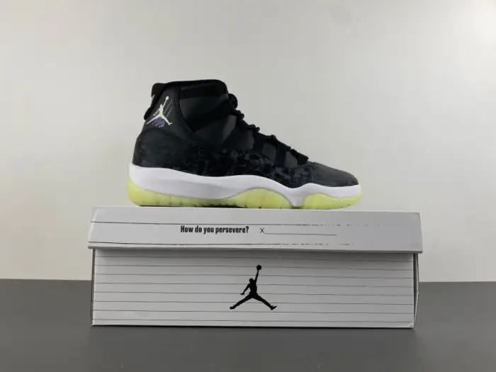 AIR Jordan 11 Retro Black Barely Volt 
