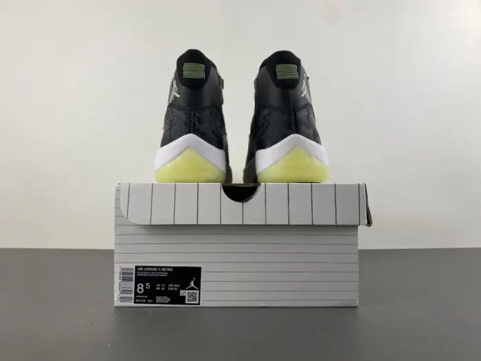 AIR Jordan 11 Retro Black Barely Volt 