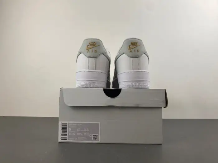 Nike Air Force 1 Low White Grey Gold 