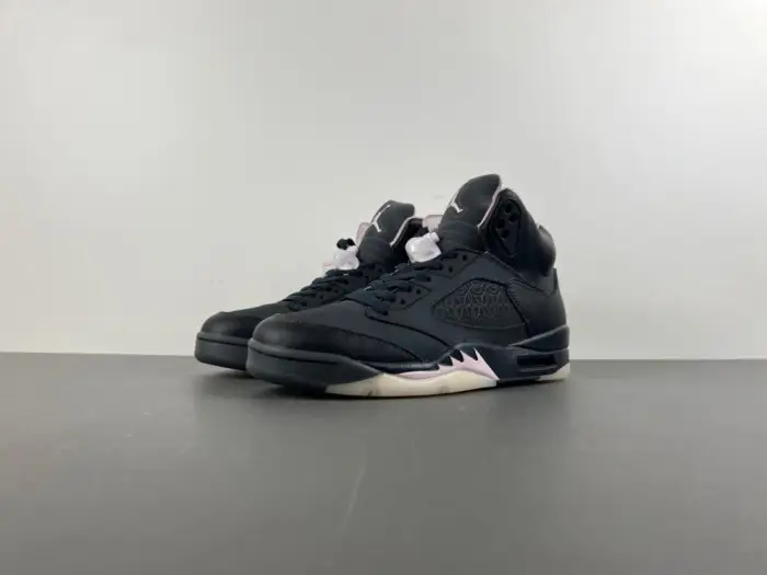 PSG x Air Jordan 5 “Off Noir” 