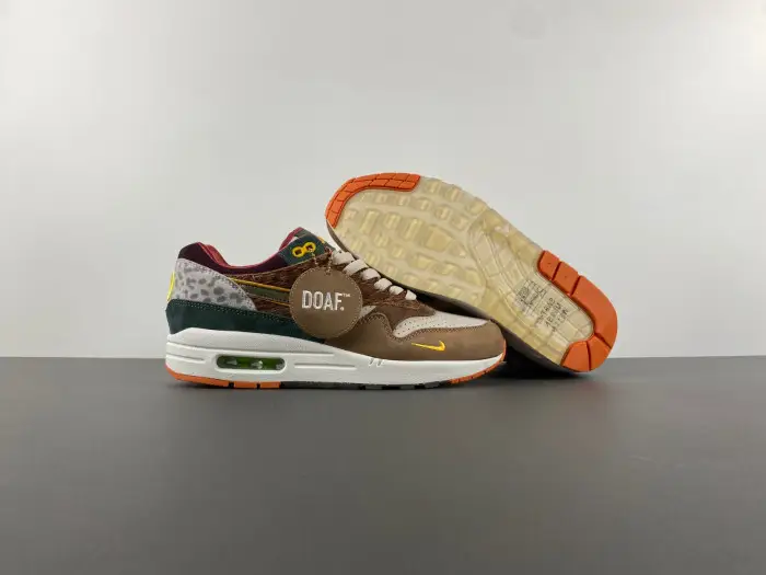 Nike Air Max 1 '87 Luxe University of Oregon PE  EFBAE707
