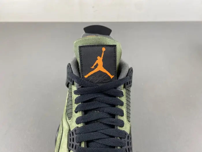 AIR Jordan 4 Retro OG SP Undefeated (2025) 