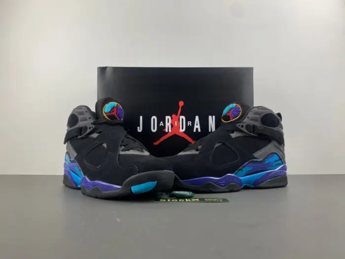 Air Jordan 8 Retro Aqua (2025) 