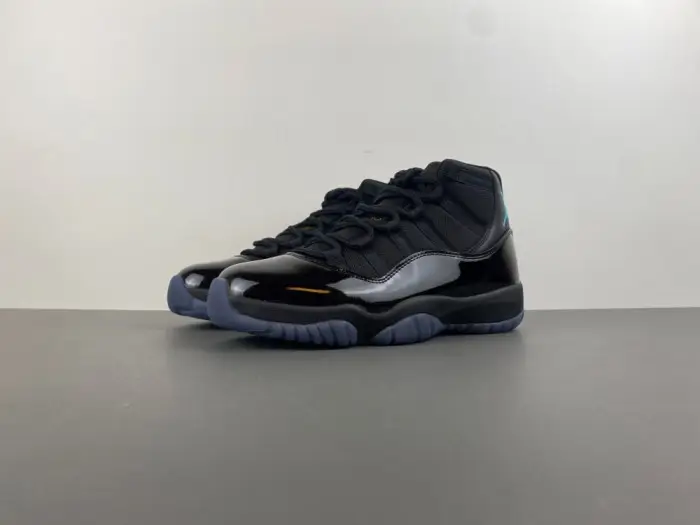 Air Jordan 11 Retro Gamma 