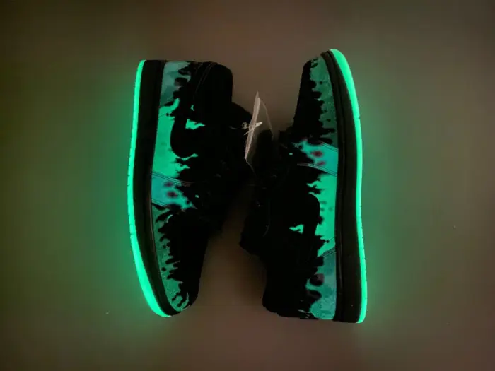 Air Jordan 1 Low Halloween Fortune Fly 