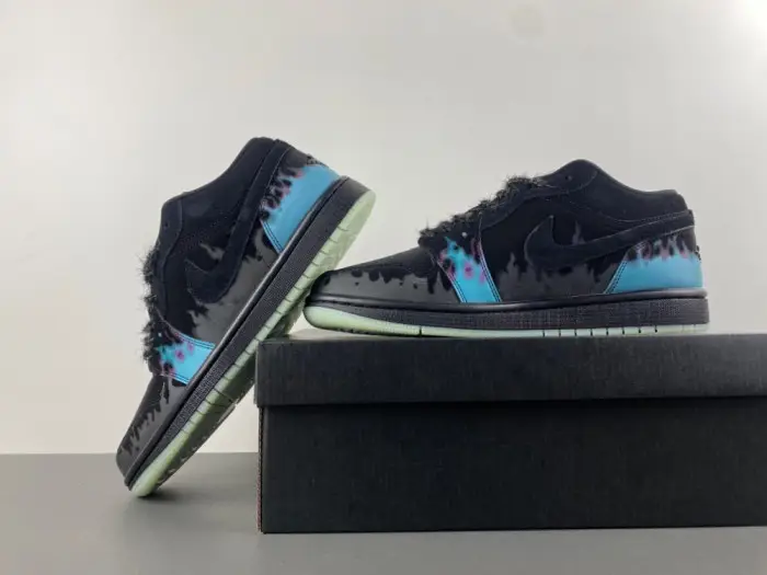 Air Jordan 1 Low Halloween Fortune Fly 