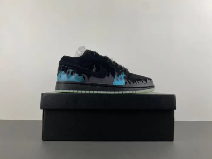 Air Jordan 1 Low Halloween Fortune Fly 