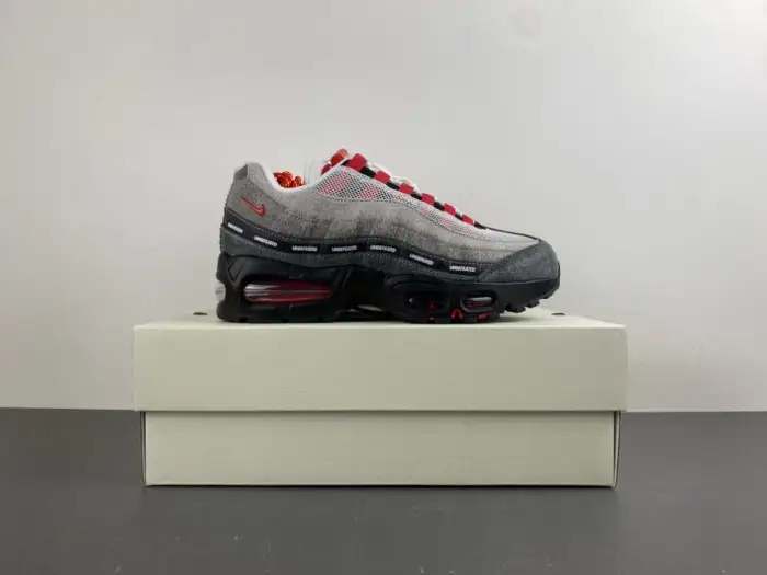 Nike Air Max 95 SP Undefeated Geo Tokyo Bright Crimson 