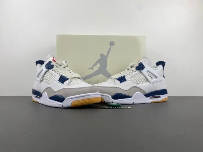 Air Jordan 4 Retro SB Navy 