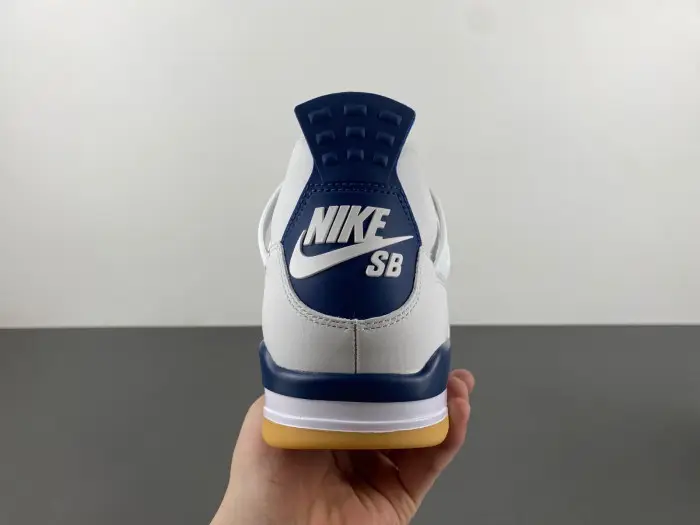 Air Jordan 4 Retro SB Navy 