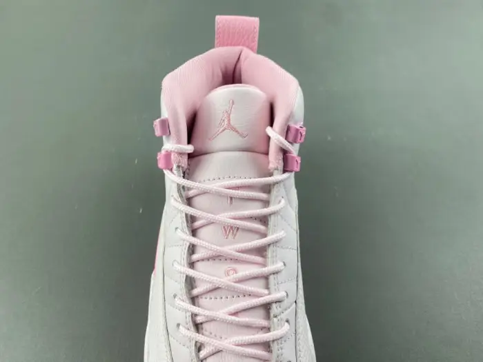 Air Jordan 12 Retro Pearl Pink 
