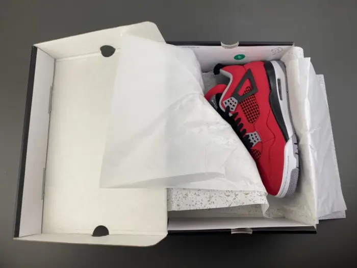 Air Jordan 4 Retro Toro Bravo (2026) 